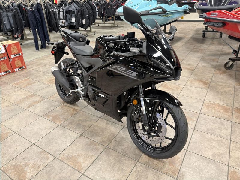 New 2026 Yamaha YZF-R3 ABS Image 15