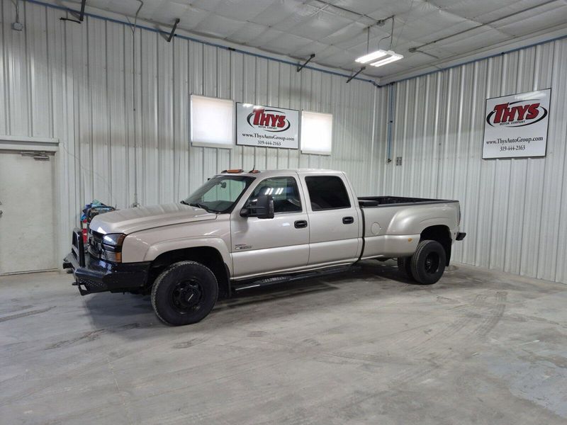 2005 Chevrolet Silverado 3500 DRW LTImage 20