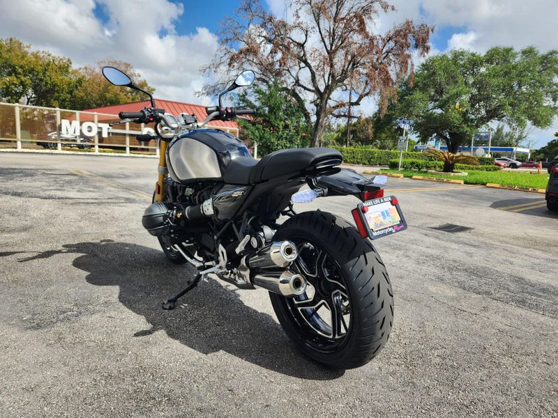 2025 BMW R 12 nineTImage 7