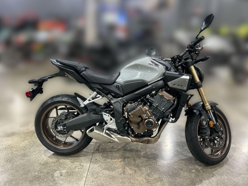 Used 2024 Honda CB650R Image 13