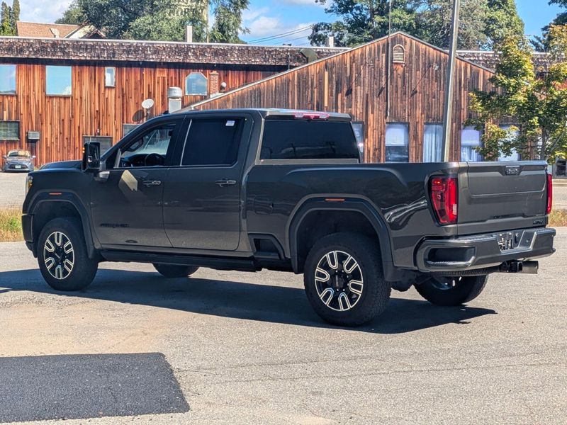 2023 Gmc Sierra HD AT4 photo 3