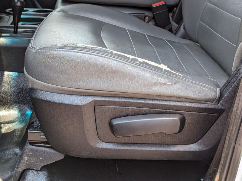 2018 RAM 4500 Chassis Tradesman in a Bright White Clear Coat exterior color and Diesel Gray/Blackinterior. Johnson Dodge 601-693-6343 pixelmotiondemo.com 