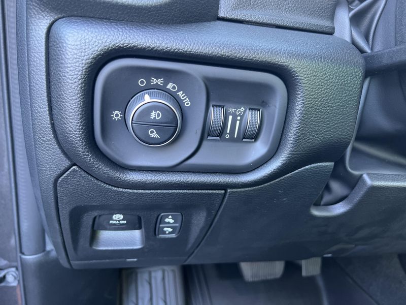 New 2026 RAM 1500 Big Horn Crew Cab 4x4 5