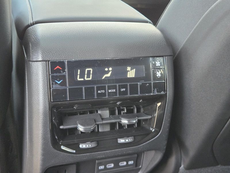 New 2026 Jeep Grand Cherokee L Laredo Altitude 4x4