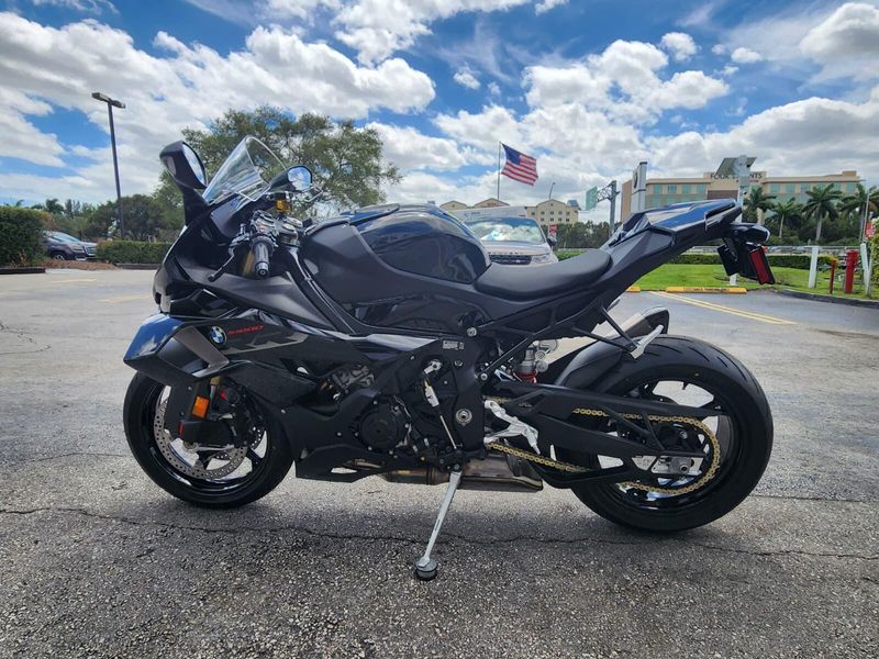 2026 BMW S 1000 RRImage 5