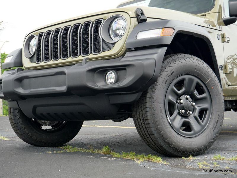 2025 Jeep Wrangler 2-door SportImage 12