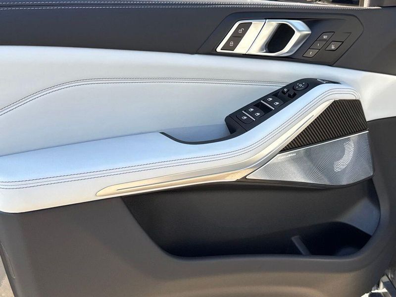 Used 2026 BMW X5 M60iImage 18