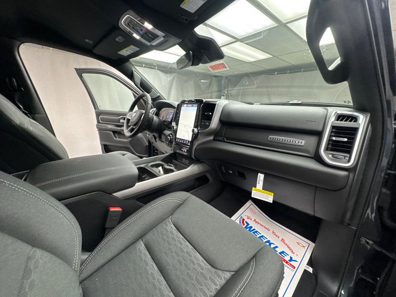 2025 RAM 1500 Big Horn Crew Cab 4x4 5
