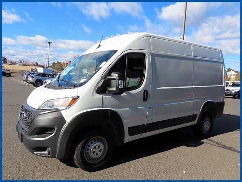 2025 RAM ProMaster BaseImage 1