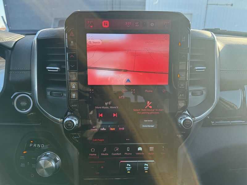 2025 RAM 1500 LaramieImage 21