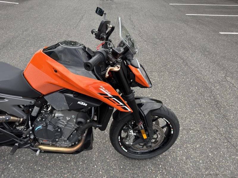 2023 KTM Duke 790 