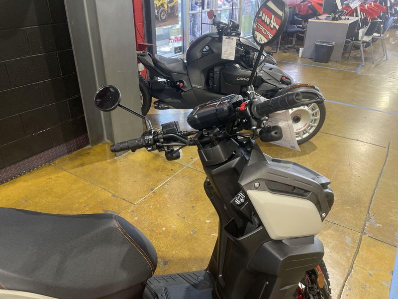 New 2026 Yamaha ZUMA 125 Image 13