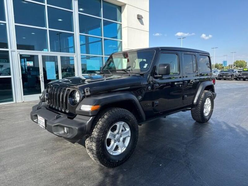 2022 Jeep Wrangler Unlimited Sport S photo 4