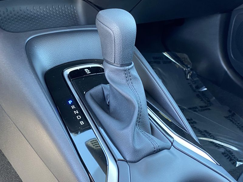New 2025 Toyota Corolla LEImage 18