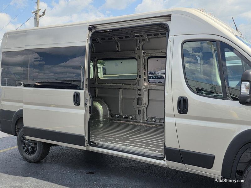 New 2026 RAM Promaster 2500 Slt+ Window Van High Roof 159' Wb