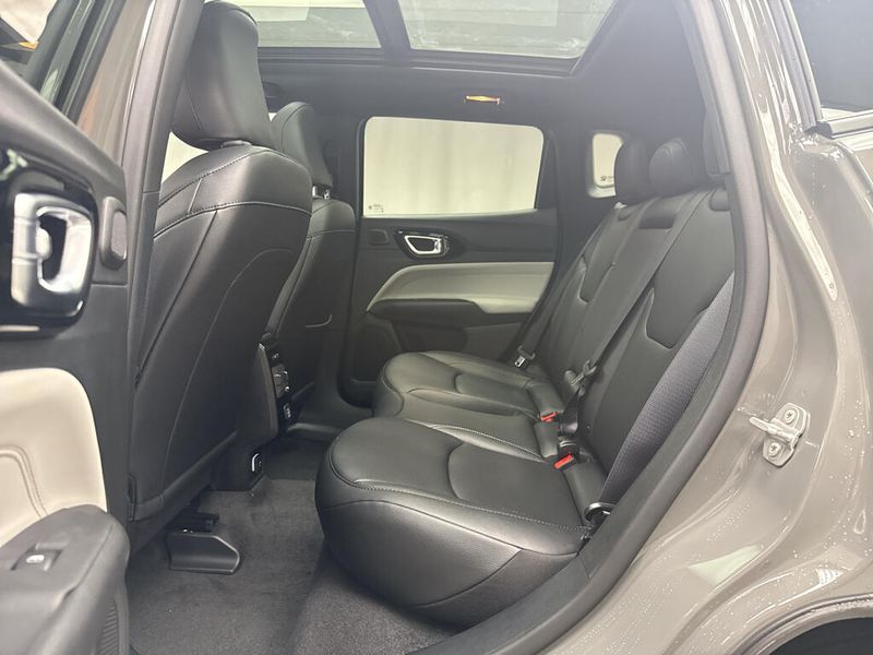 New 2026 Jeep Compass Limited 4x4Image 12
