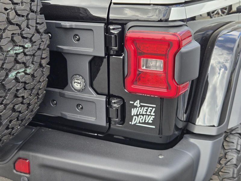 New 2026 Jeep Wrangler 4-door Rubicon X