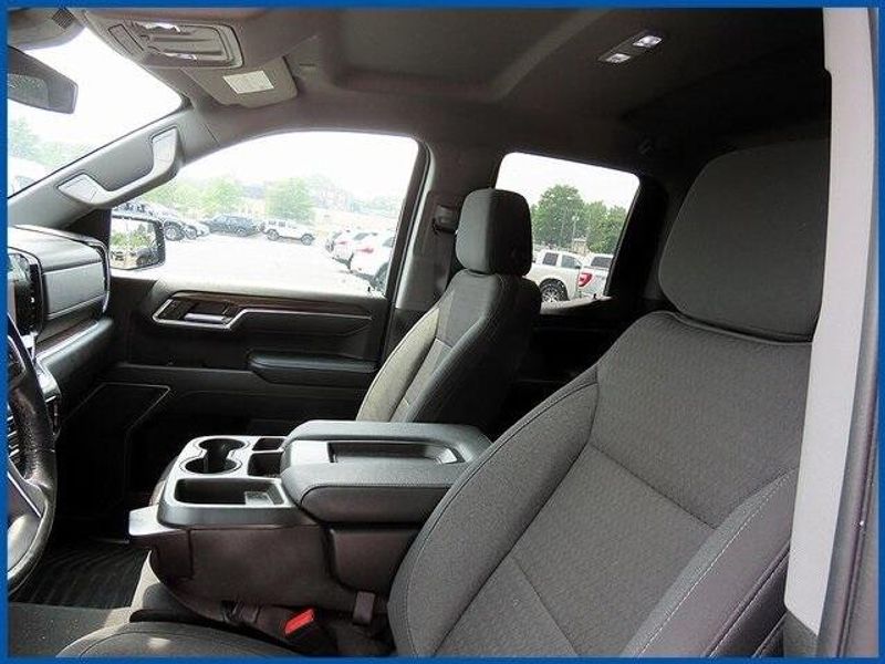 Used 2022 Chevrolet Silverado 1500 LTImage 13