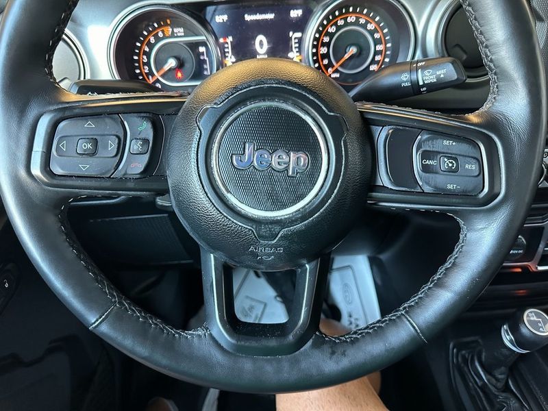 2021 Jeep Gladiator SportImage 3