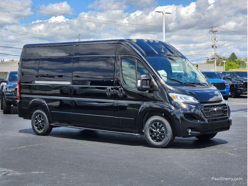 New 2026 RAM Promaster 2500 Slt+ Window Van High Roof 159' Wb