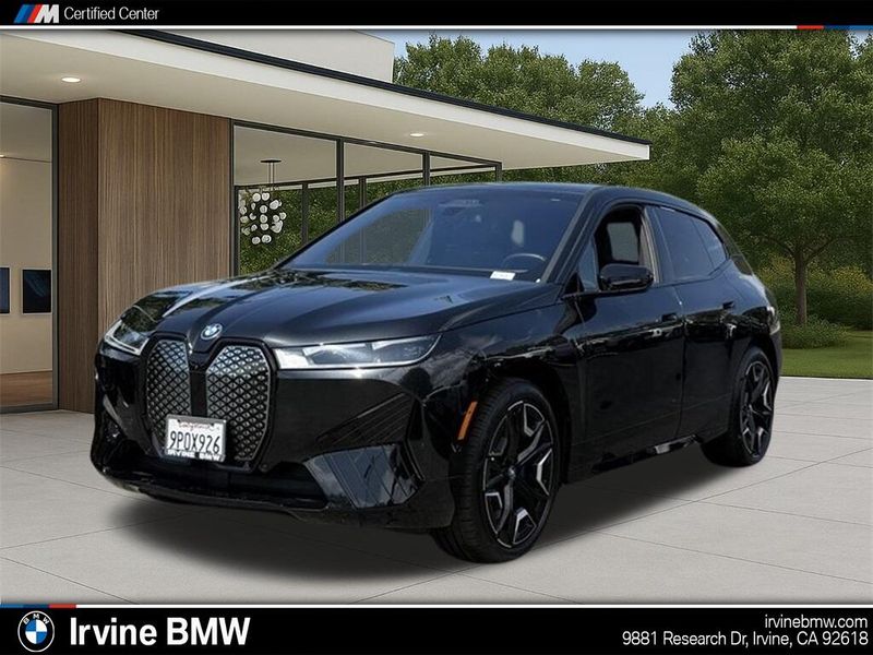 Used 2025 BMW iX xDrive50Image 1