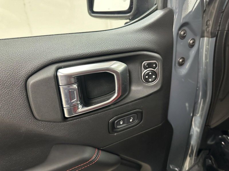 2024 Jeep Wrangler Rubicon 392Image 9