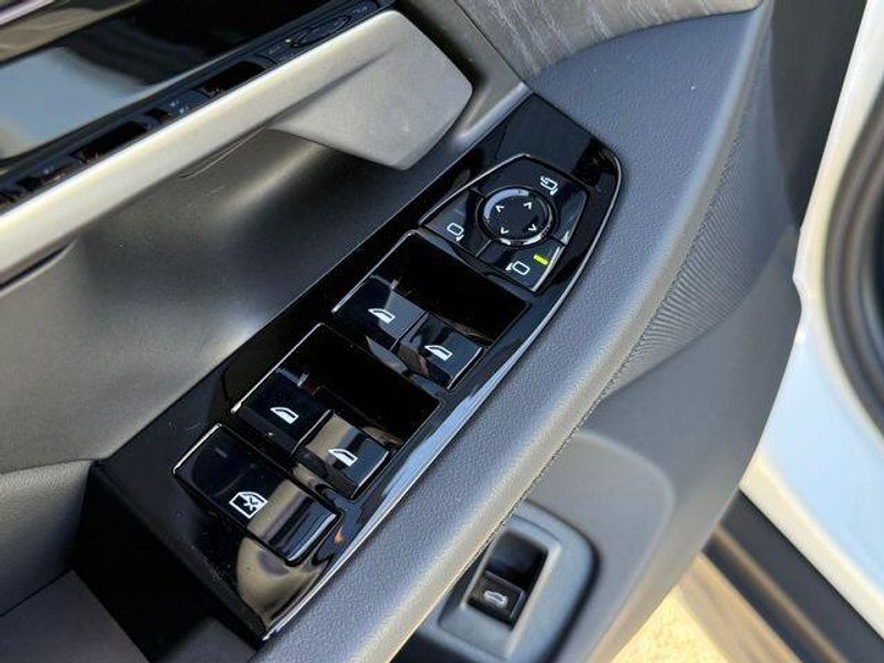 Used 2026 BMW 5 Series 530iImage 19