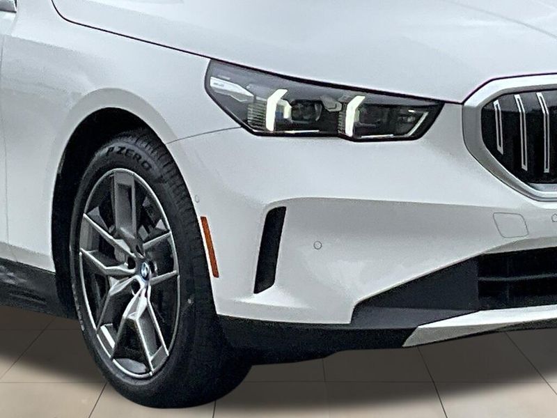 2025 BMW i5 eDrive40Image 11