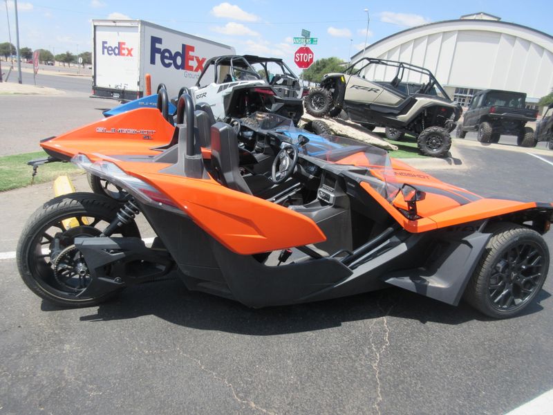USED 2024 POLARIS SLINGSHOT SL AUTODRIVE Image 4