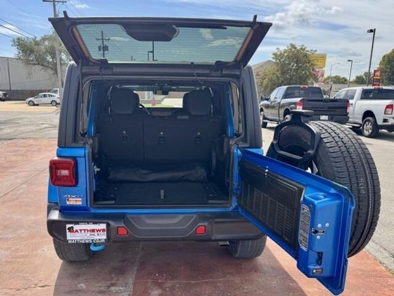 Used 2022 Jeep Wrangler 4xE Unlimited Sahara 4xeImage 7