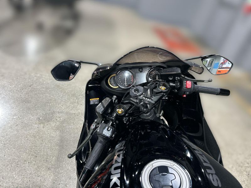Used 2023 Suzuki Hayabusa Image 17