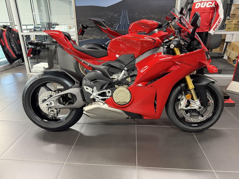 2025 Ducati PANIGALE V4 SImage 2