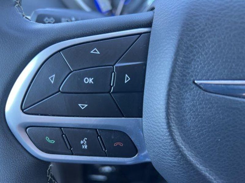 2023 Chrysler Pacifica Touring LImage 45