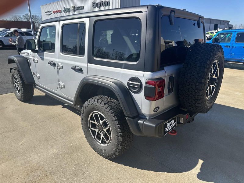 2024 Jeep Wrangler 4-door RubiconImage 8