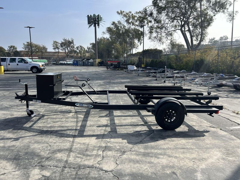 New 2025 Zieman J-2B Image 12