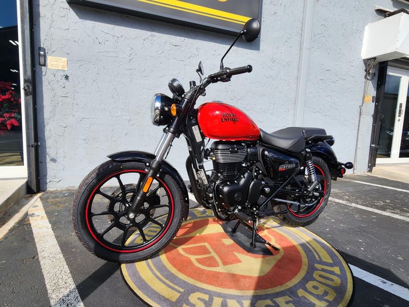 New 2024 Royal Enfield METEOR 350 Image 4