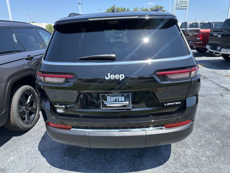 New 2025 Jeep Grand Cherokee L Limited 4x4Image 7
