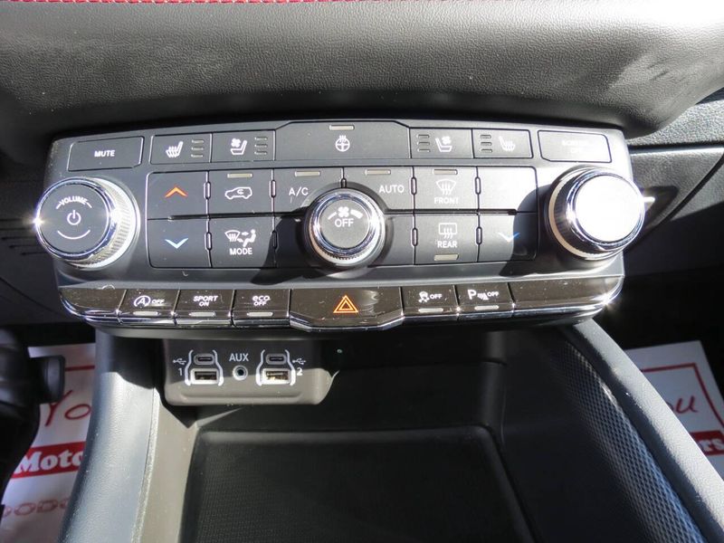 Used 2024 Dodge Durango GT Plus AWD 4dr SUVImage 17