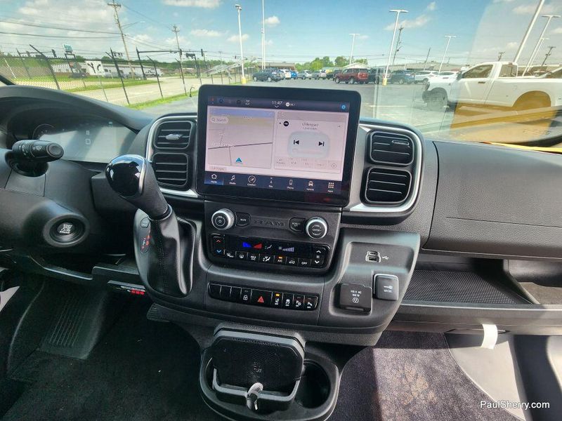 2024 RAM Promaster 2500 Slt+ Window Van High Roof 159