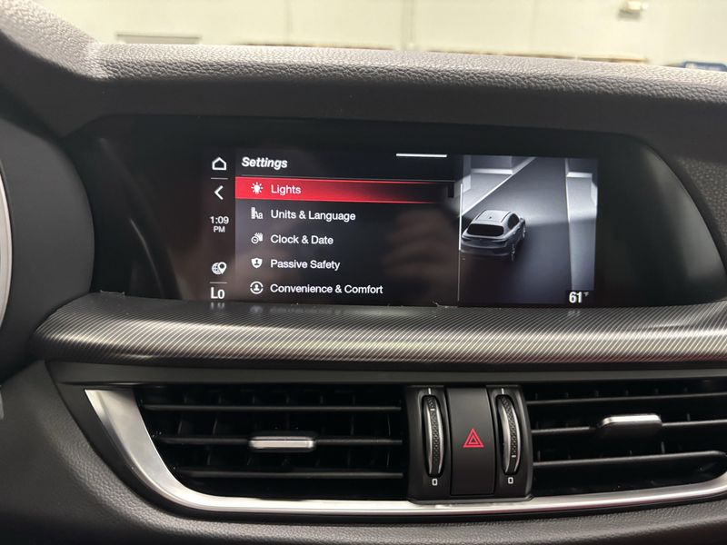New 2025 Alfa Romeo Stelvio AwdImage 22