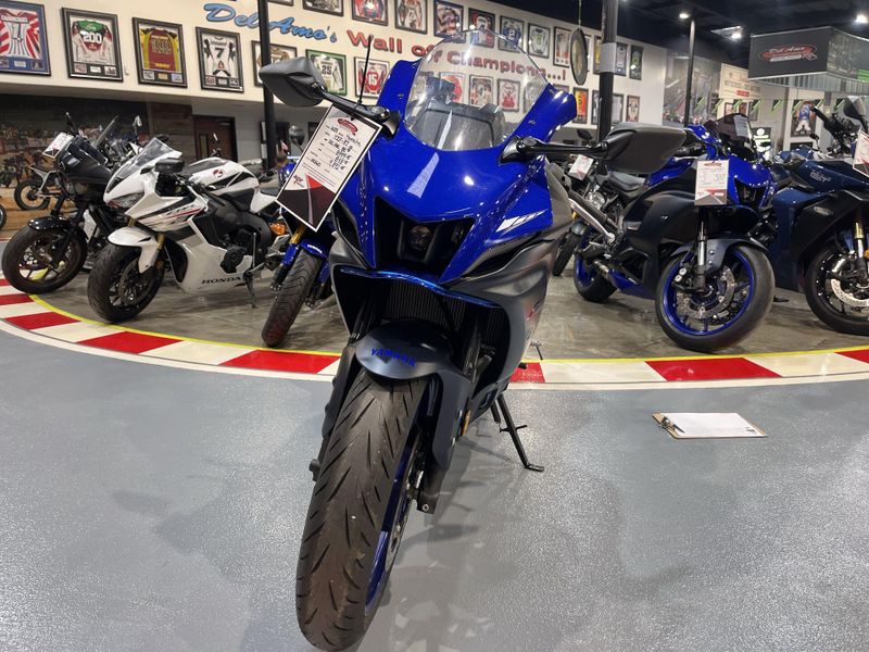 Used 2023 Yamaha YZF-R7 CA Image 19