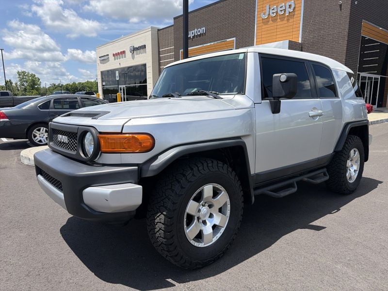 Used 2007 Toyota FJ Cruiser Image 1