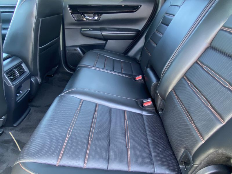 2025 Honda CR-V Hybrid Sport TouringImage 16