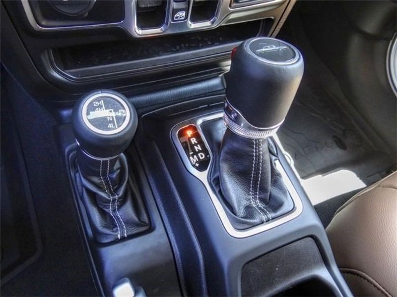 2022 Jeep Gladiator Overland 4x4Image 8