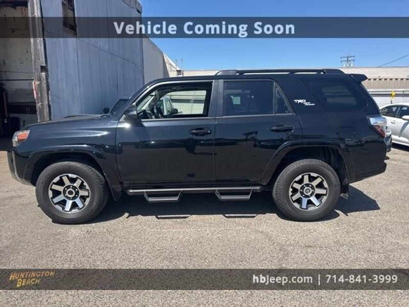 2023 Toyota 4Runner TRD Off-Road PremiumImage 8