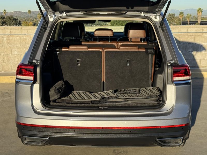 Used 2022 Volkswagen Atlas 2.0T SE w/TechnologyImage 13