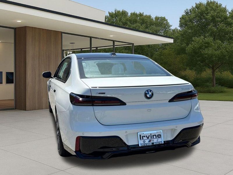 New 2026 BMW 7 Series 750e xDriveImage 11