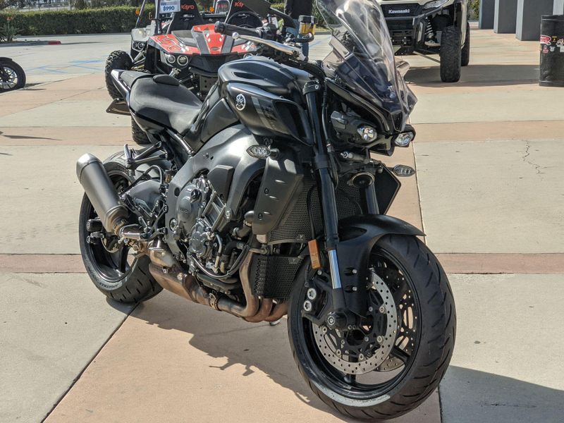 Used 2023 Yamaha MT-10 CA Image 11