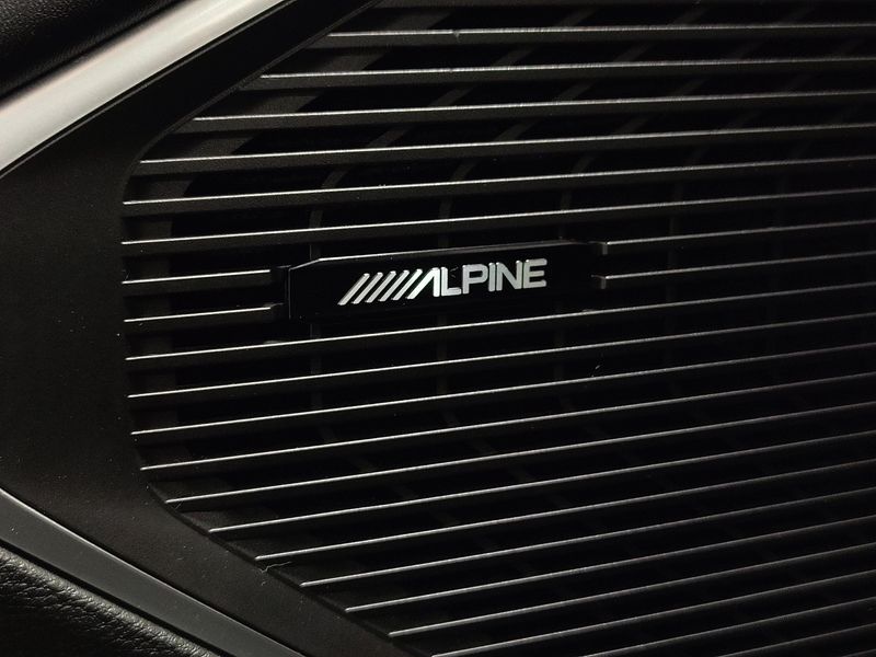 2023 Jeep Wagoneer 5.7L V6 4X4 w/Sunroof & NavImage 28