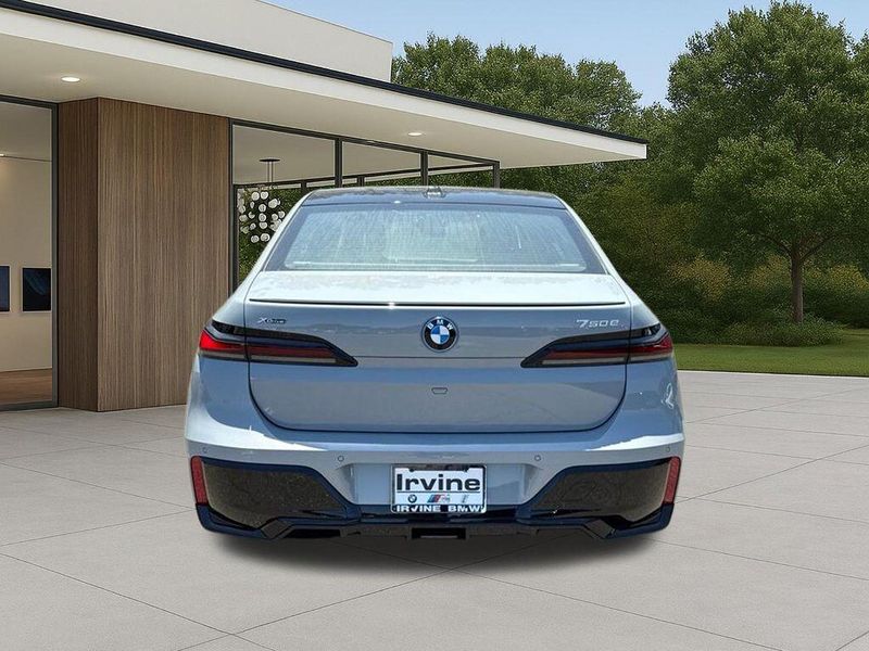 New 2026 BMW 7 Series 750e xDriveImage 10